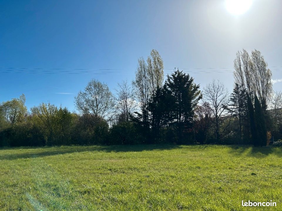 Terrain 730 m² Saint Laurent En Gatines · à Saint-Laurent-en-Gâtines · 70 000 €
