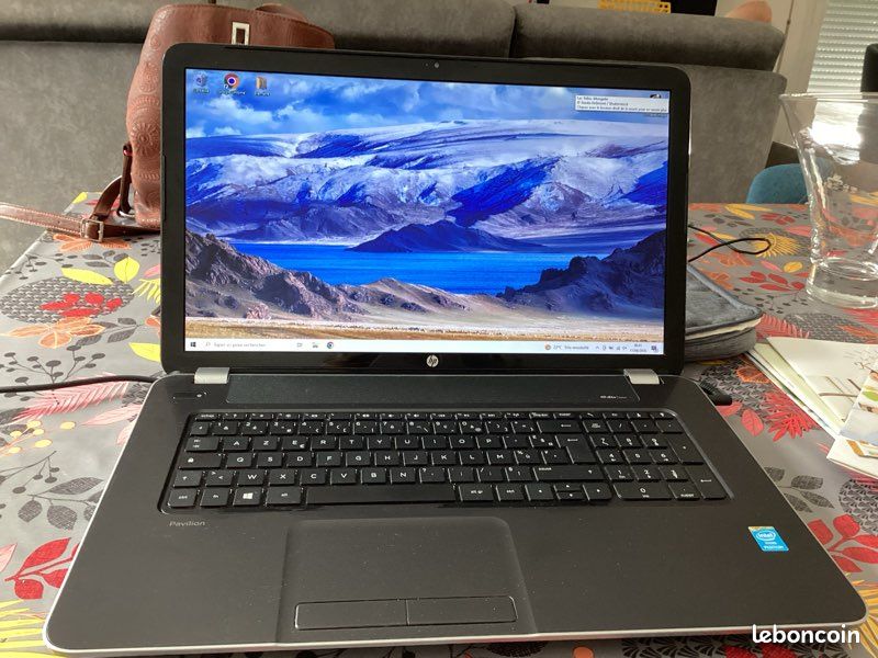 Vends HP Pavillion 17 pouces (image 1)