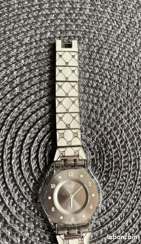 Montre Swatch Skin Elegantly framed (image 5)
