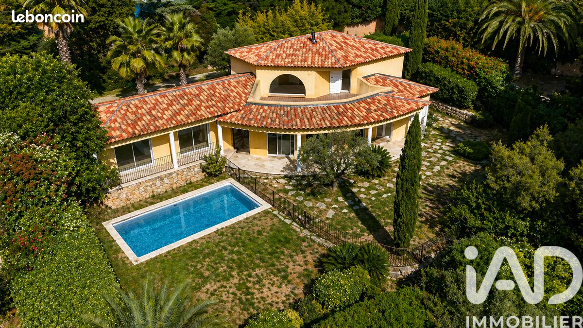 Maison 5 pièces 170 m² · à Bandol · 170 m² · 895 000 €