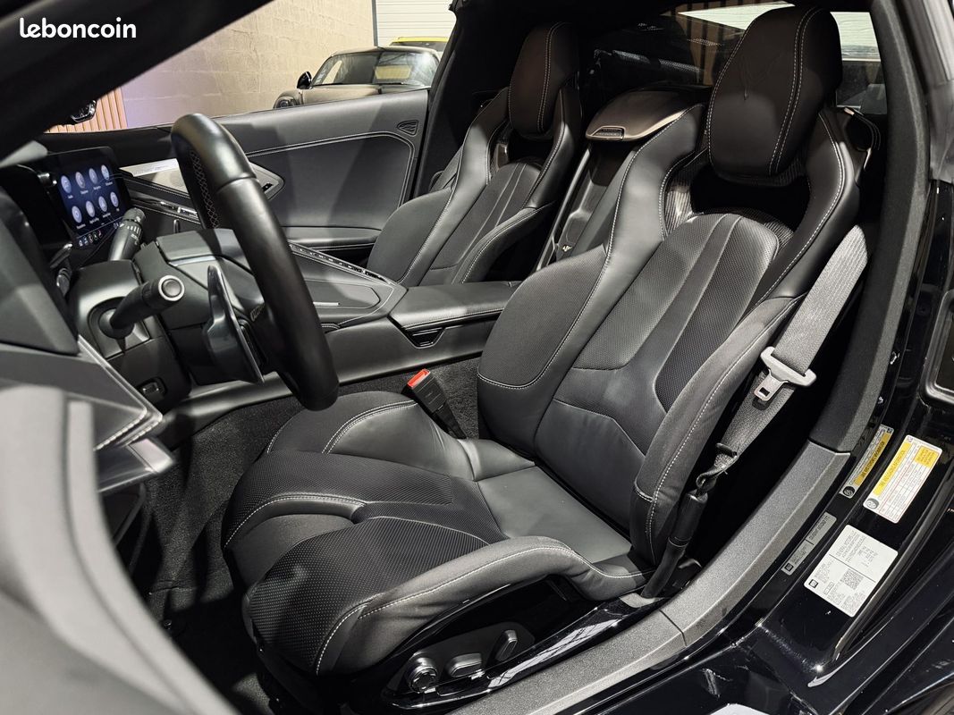 CHEVROLET CORVETTE TARGA 6.2 V8 482 BVA C8 Stingray IMMAT FRANCE 2LT ETAT NEUF 1ERE MAIN RIEN A PREVOIR (image 4)