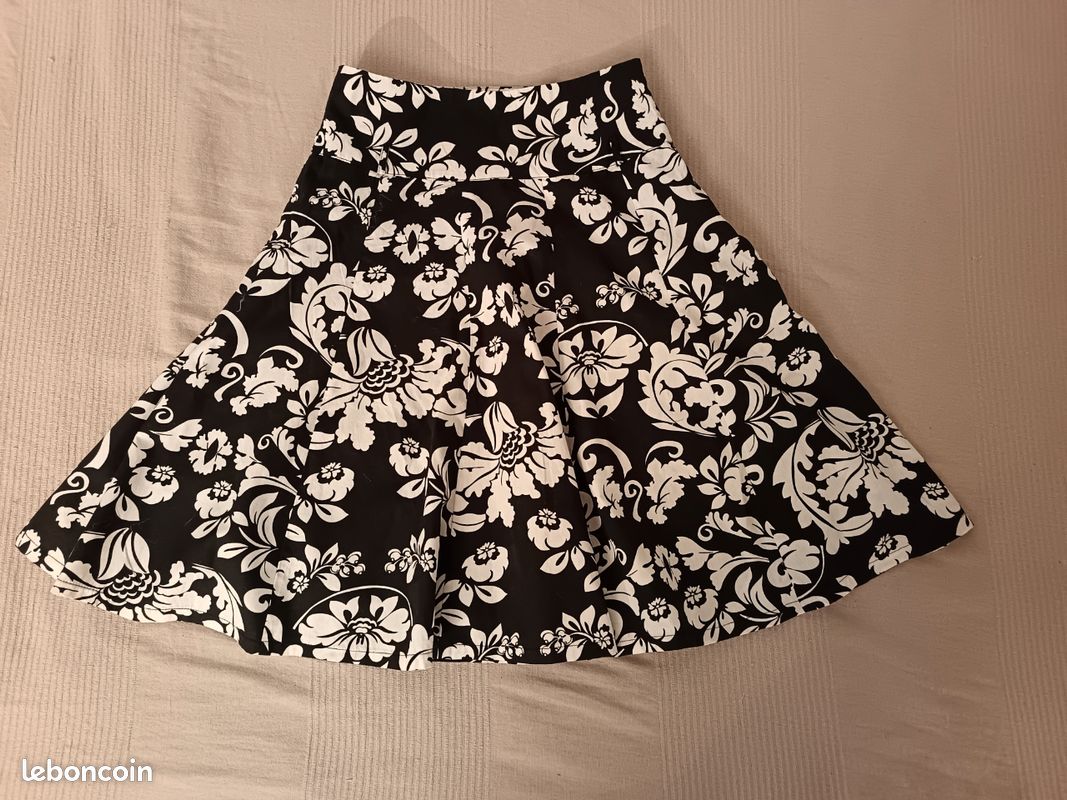 Jupe Femme M&Co Lin Noir à Fleurs - Taille 16, évasée, Doublée, Zippée