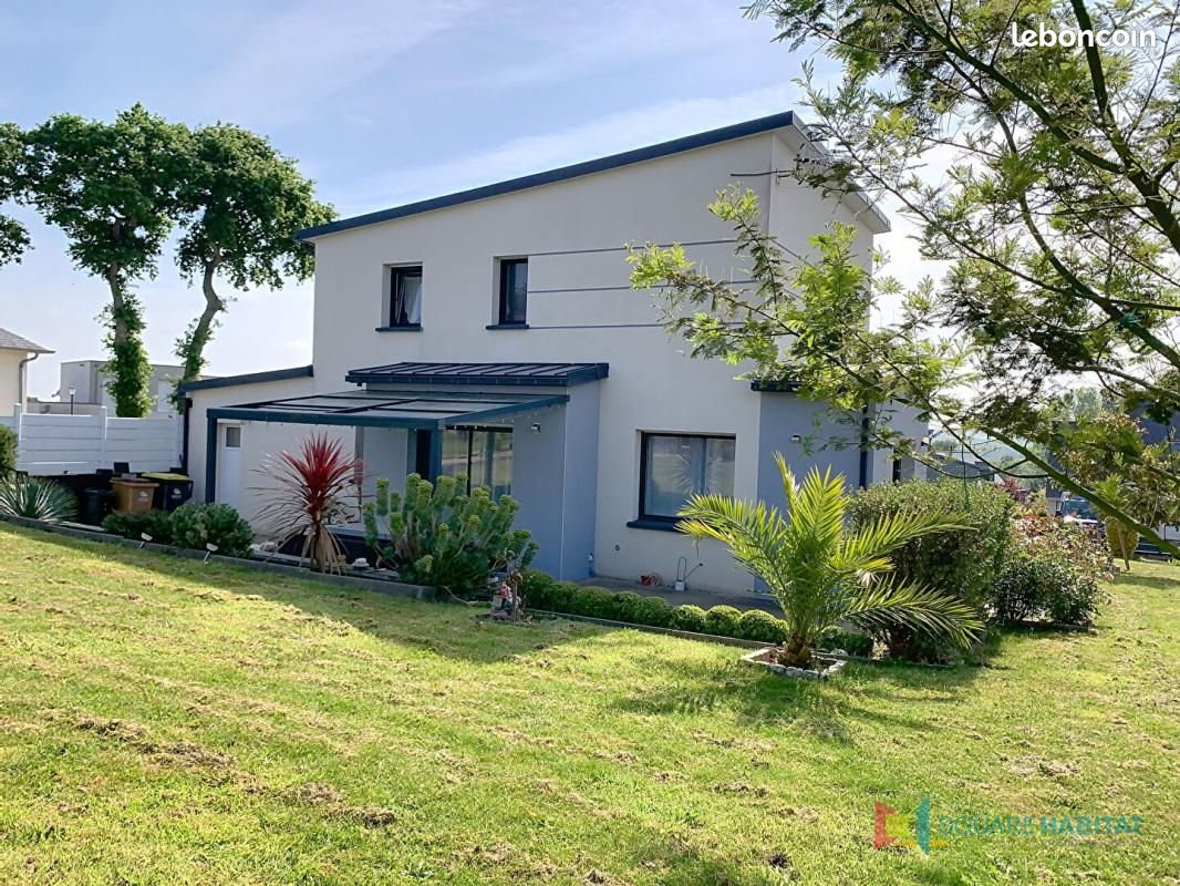 Maison 5 pièces 98 m² · à Hénanbihen · 98 m² · 309 600 €
