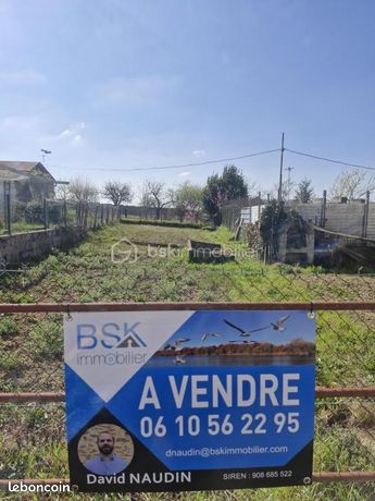https://img.leboncoin.fr/api/v1/lbcpb1/images/09/1f/7c/091f7ccf05e286cbc9c78740222c5edf3e2b2684.jpg?rule=ad-image