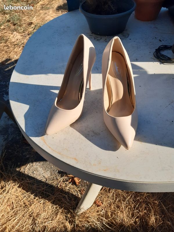 Chaussures femme (image 1)