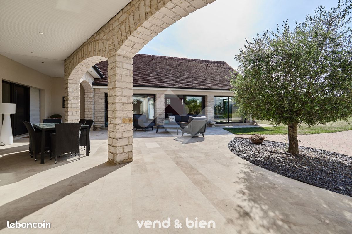 Maison 6 pièces 265 m² · à Taissy · 265 m² · 998 000 €
