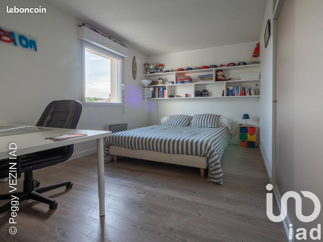 Propriété 5 pièces 160 m² - Lagord 17140 (image principale 3)