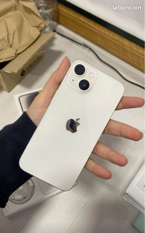 IPhone 13 (image 1)