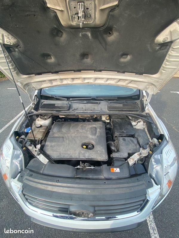 Ford Kuga 2.0 TDCI 136 Titanium (2010) – entretien complet récent (distribution, freins, pneus, vidanges) CT OK. Rien à Prévoir (image 9)