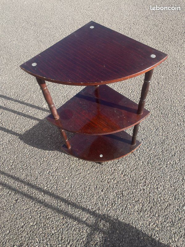 Etagère vintage en bois datant des années 1960