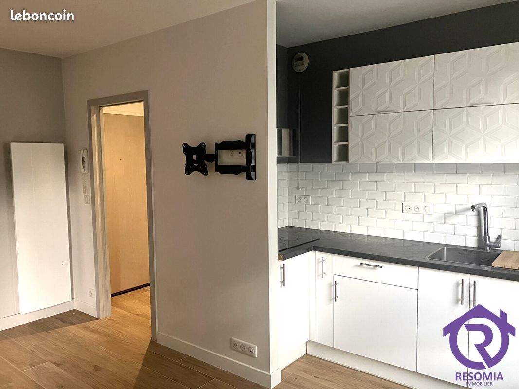 Appartement 2 pièces 32 m² · à Châtillon · 32 m² · 900 €/mois
