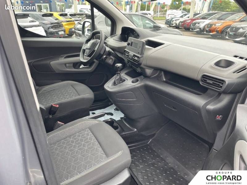 Peugeot Rifter Standard BlueHDi 130 S&S BVM6 Active (image 20)