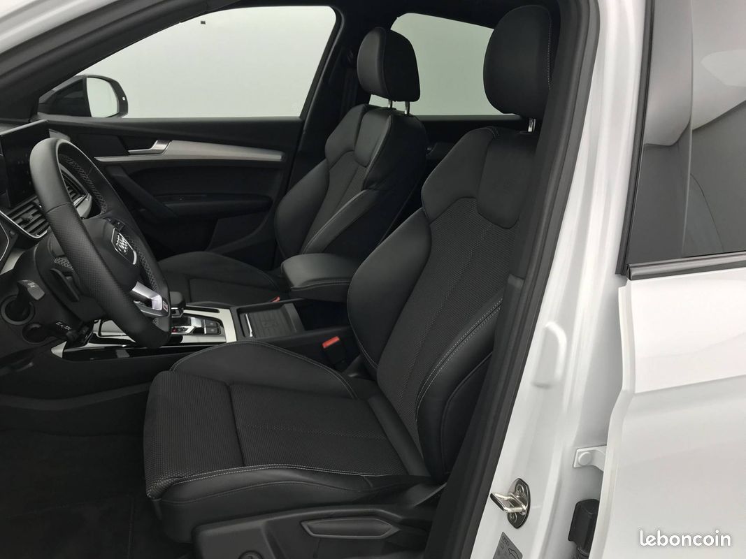AUDI Q5 Sportback 55 TFSIe 367 S tronic 7 Quattro S line (image 9)