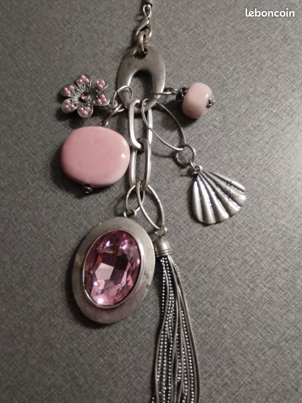 Collier fantaisie (image 4)