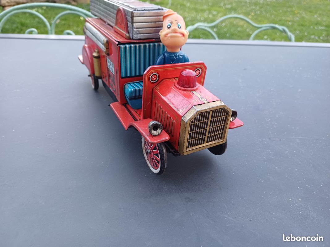JOUET ANCIEN, CAMION pompiers MARQUIS, véhicule incendie, matchbox EUR 7,00 - FR