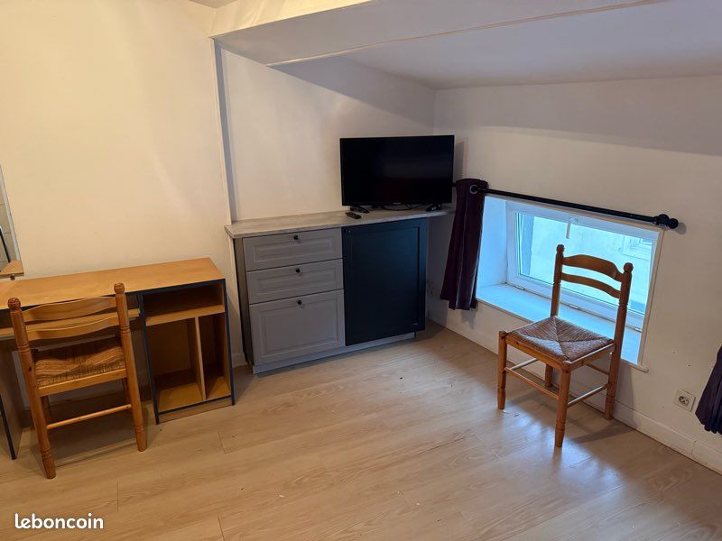 Appartement 1 pièce 15 m² · à Verdun · 14,9 m² · 270 €