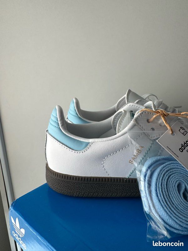 Basket femme bleu ciel Chaussures