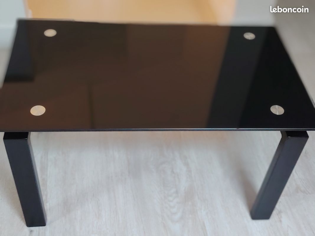 Table basse en verre noir (image 2)