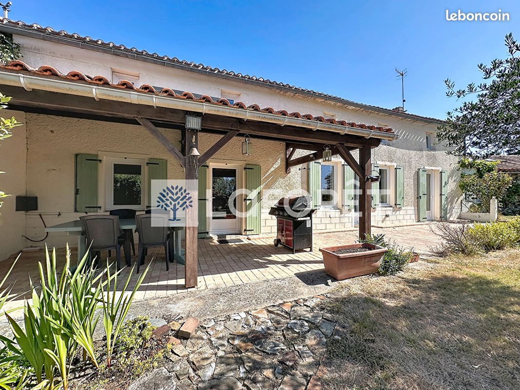 Maison 6 pièces 190 m² · à Courlay · 190 m² · 246 790 €