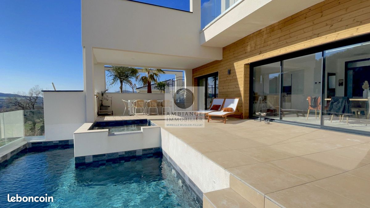 Maison 8 pièces 237 m² · à Saint-Péray · 237 m² · 1 190 000 €