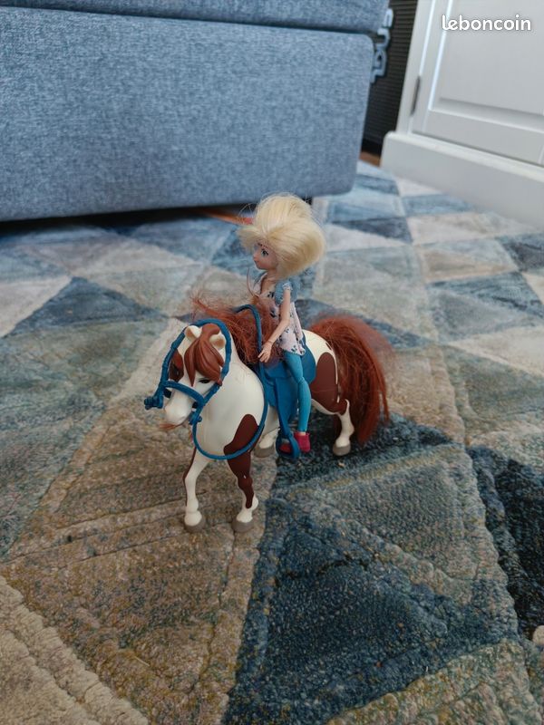 Poupée cavalière (image 3)