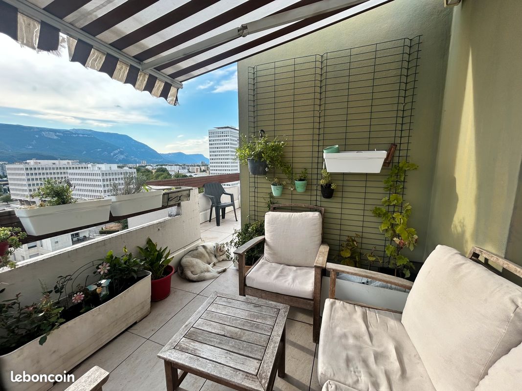 Appartement 4 pièces 96 m² · à Grenoble · 96 m² · 1 290 €/mois