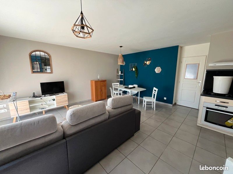 Maison 4 pièces 70 m² · à Chauray · 70 m² · 965 €