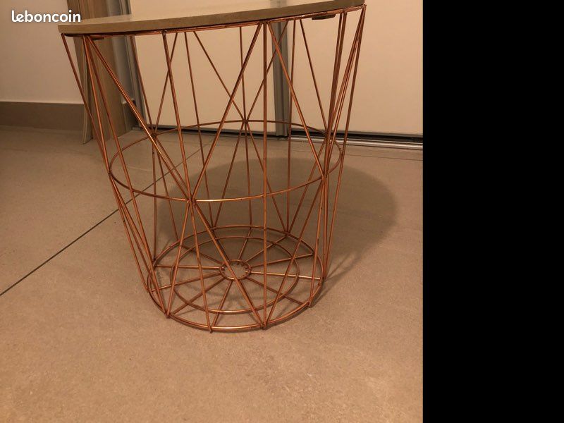 Table de chevet (image 1)