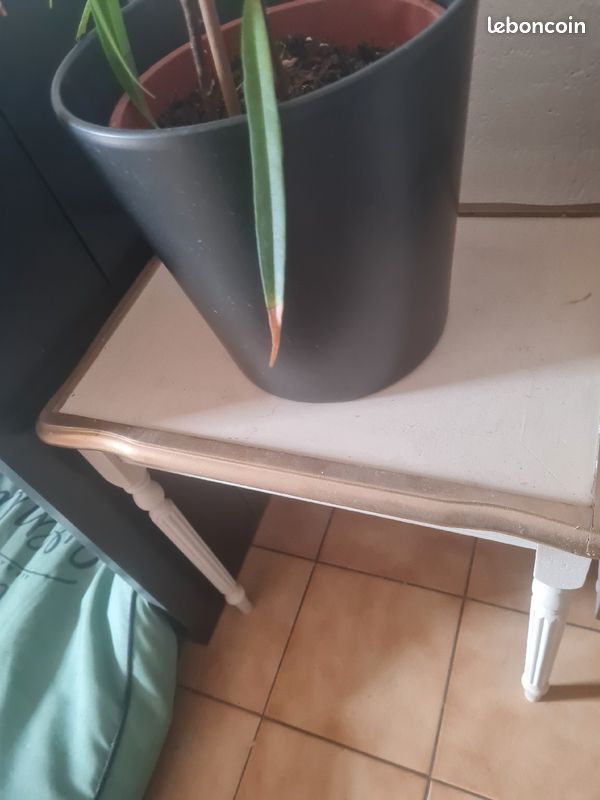 Petite table (image 2)