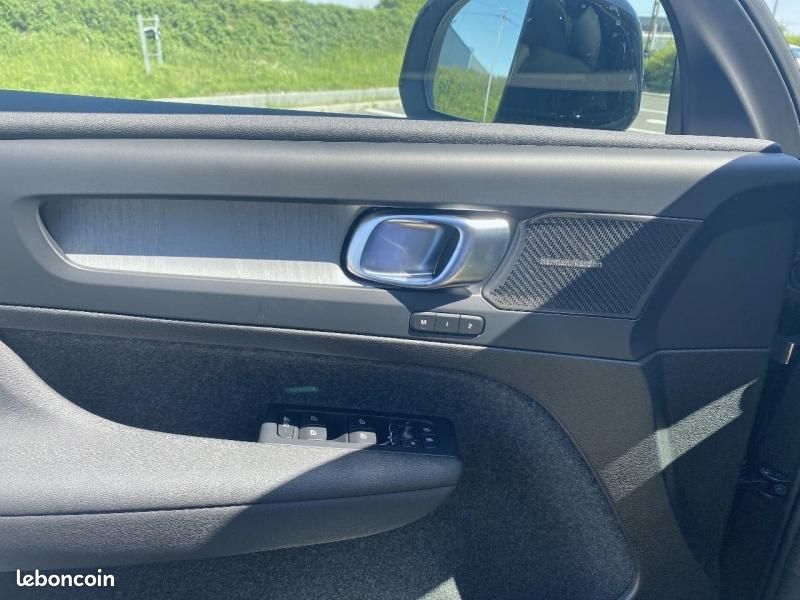 Volvo XC40 B3 163ch Lounge Edition DCT 7 (image 19)