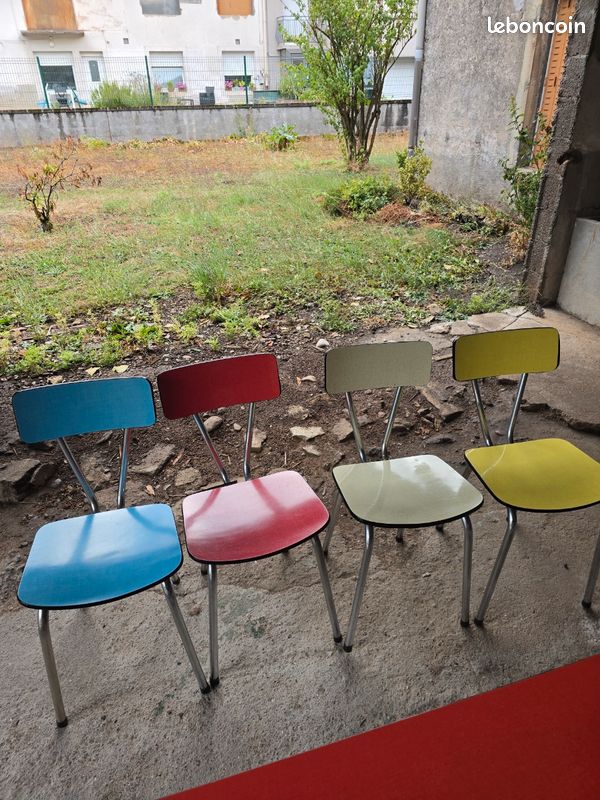 Ensemble chaises et table en formicat (image 3)