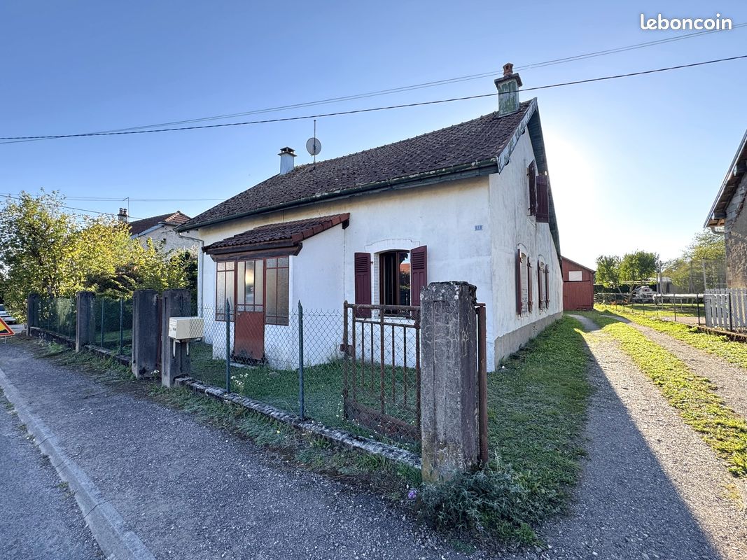 Maison 6 pièces 121 m² · à La Côte · 121 m² · 75 600 €