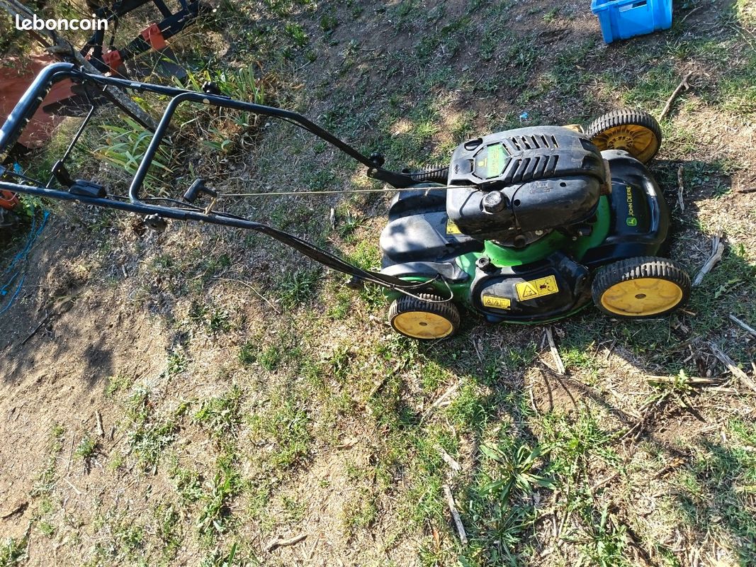 Tondeuse John Deere (image 2)