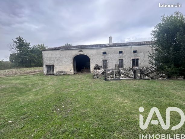 Maison 10 pièces 560 m²
