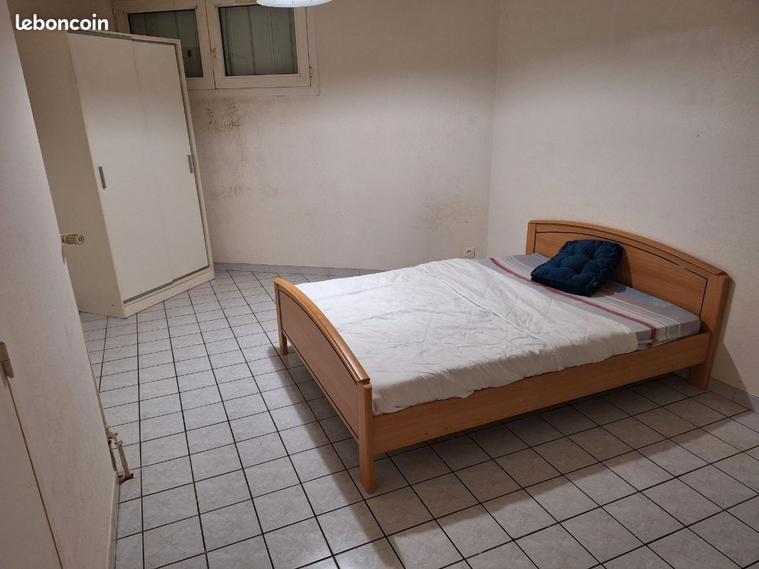 Appartement 2 pièces 53 m² · à Saint-Étienne · 53 m² · 430 €