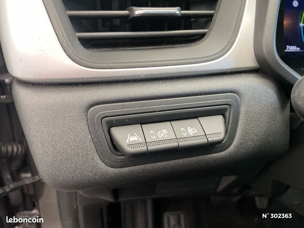 Renault Captur E-Tech 145 - 21 Business (image 15)