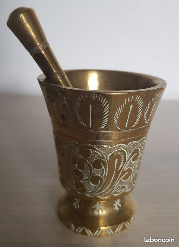 Mortier + Pilon d’apothicaire en bronze massif Ø6cm / Hauteur 7cm (image 2)