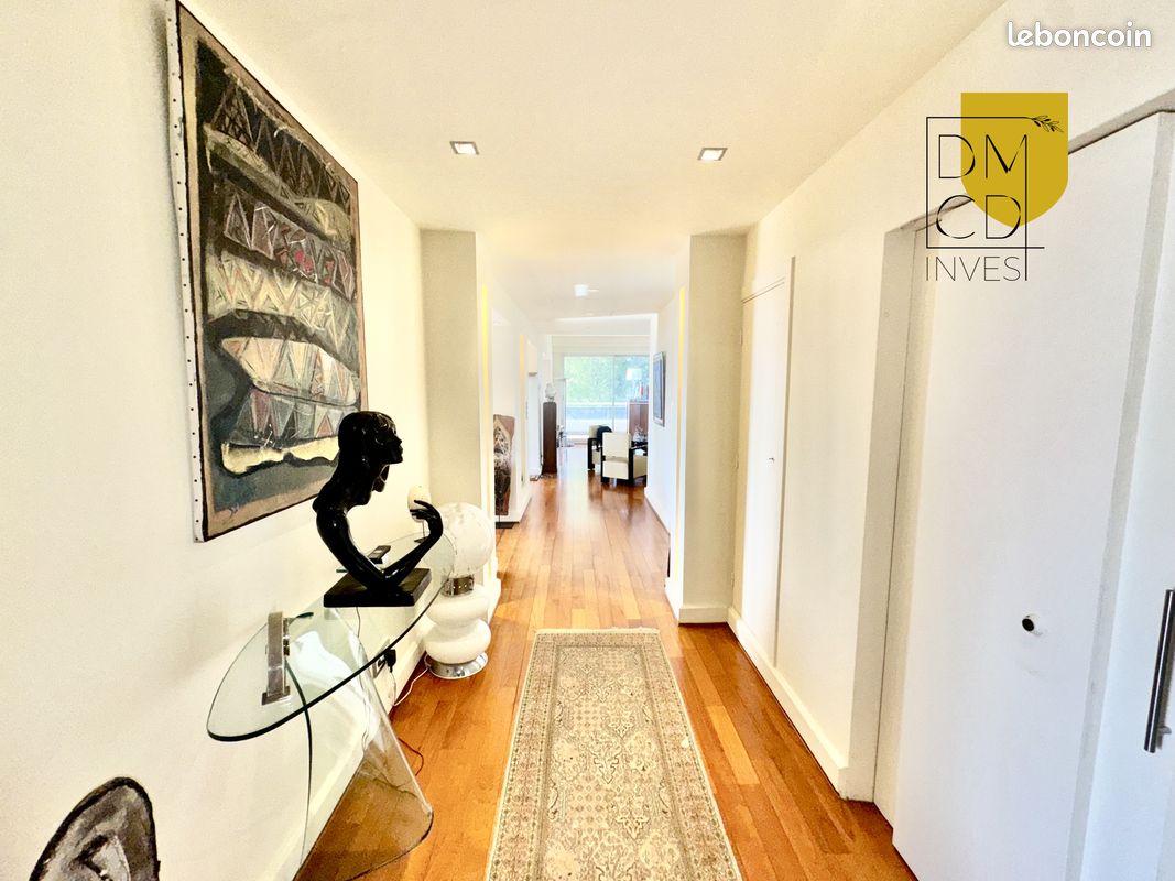 Appartement 5 pièces 225 m² · à Marseille · 225 m² · 1 780 000 €