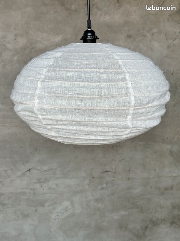 Grande suspension en rotin et lin naturel japonisante ovale aplatie H35 D60 (image 3)