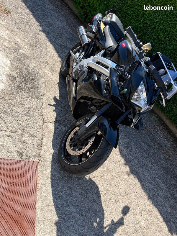 Urgent 1000 aprilia sl falco (image 1)