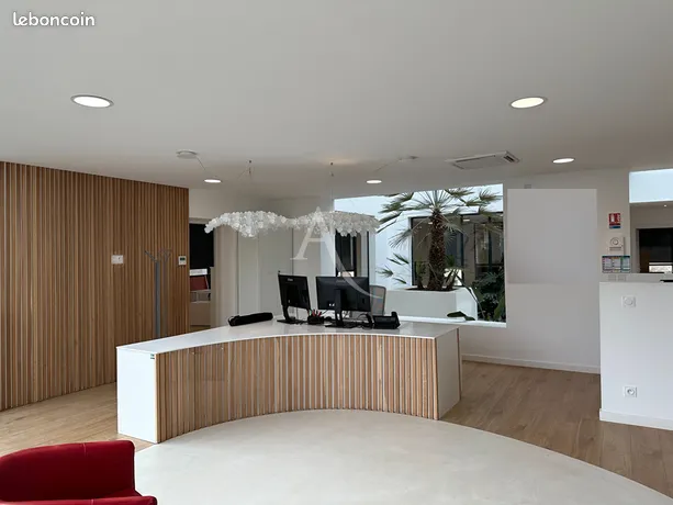 Annonce location Local commercial rochefort