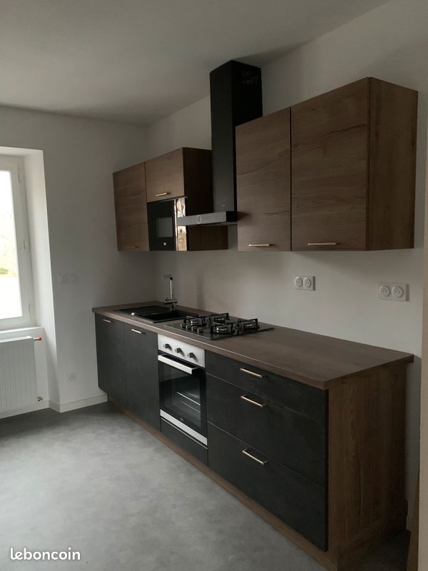 Appartement 2 pièces 55 m² · à Noirétable · 55 m² · 570 €/mois