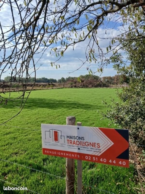 Terrain 372 m² · au Bignon · 103 000 €