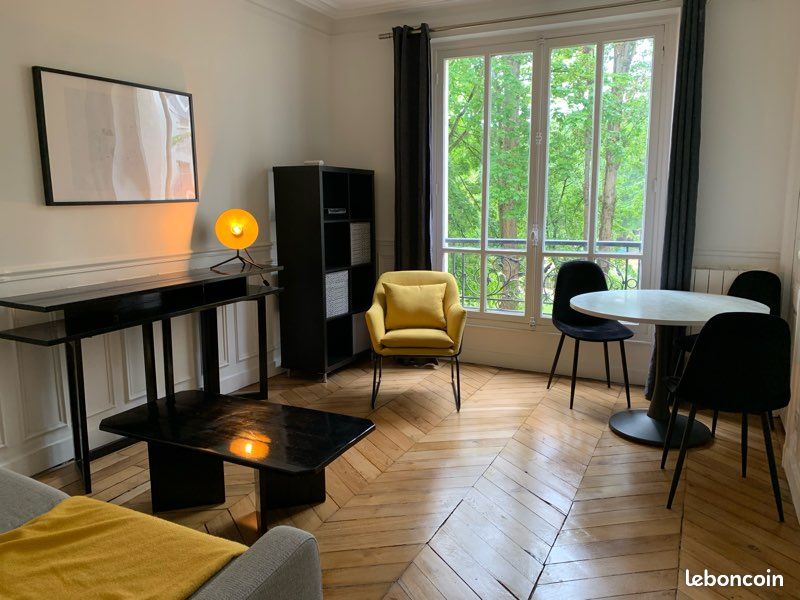 Appartement 2 pièces 43 m² · à Paris · 43 m² · 1 900 €/mois