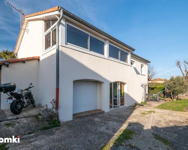 Maison 590 000 € - 171 m²