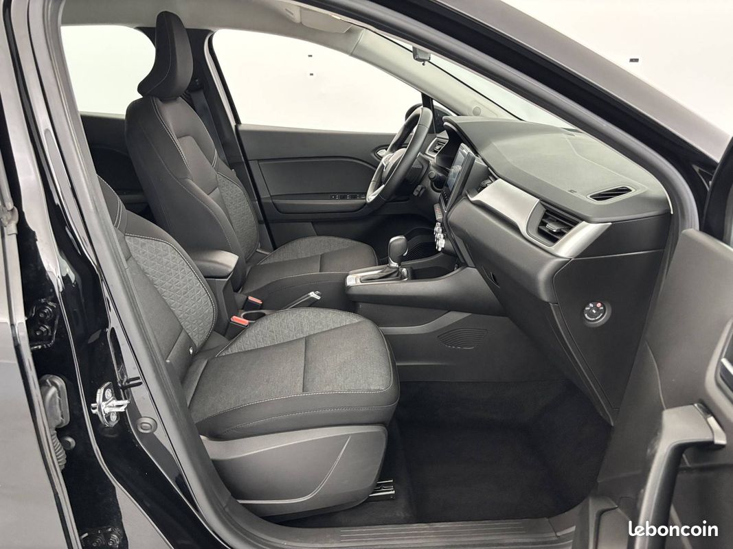 RENAULT Captur E-Tech 145 - 21 Business (image 14)