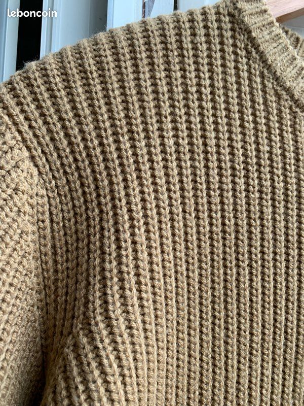 Pull VINTAGE court dessus 🔝 du nombril beige de Zara taille L (image 3)