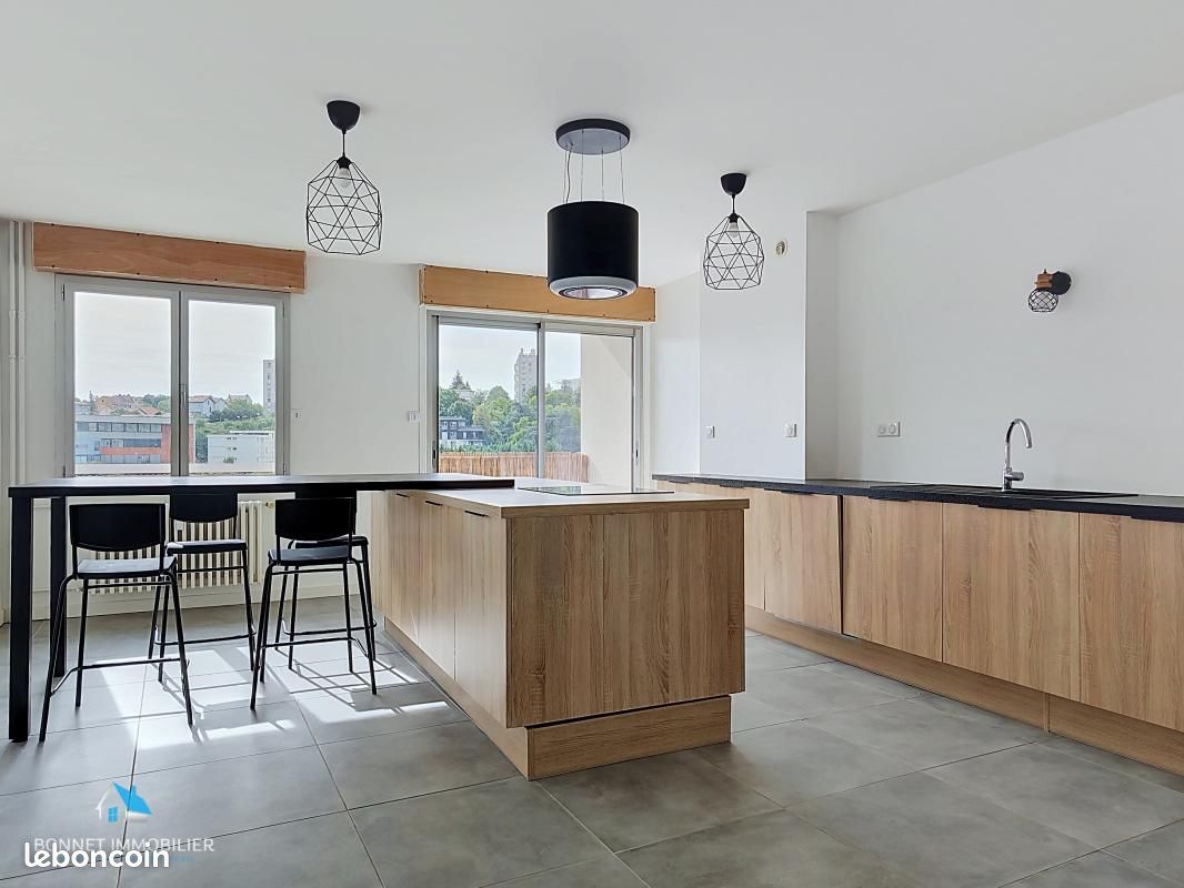 Appartement 2 pièces 69 m² · à Clermont-Ferrand · 69 m² · 750 €/mois
