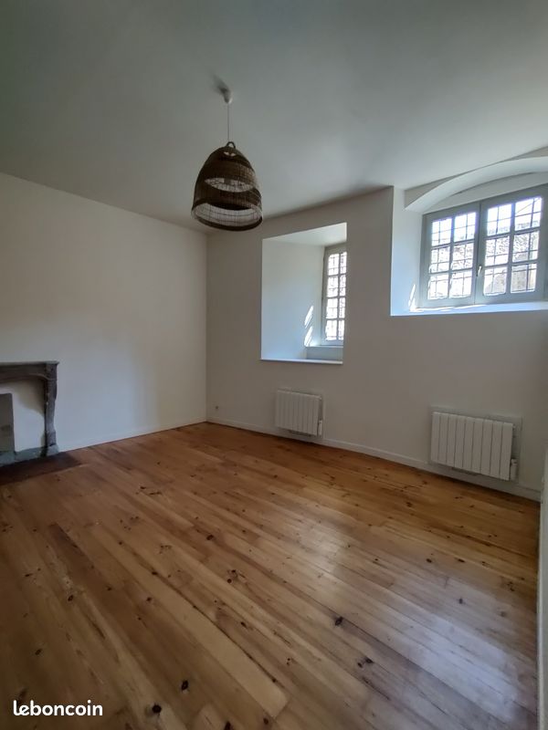 Appartement 2 pièces 46 m² · à Tournon-sur-Rhône · 46 m² · 74 000 €