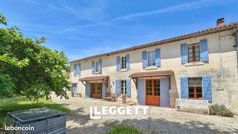 Maison 15 pièces 280 m²